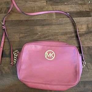 Michael Kors mauve crossbody purse